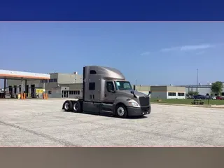 2022 International LT