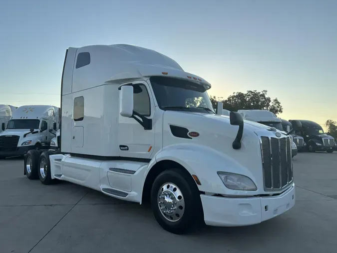 2022 Peterbilt 579