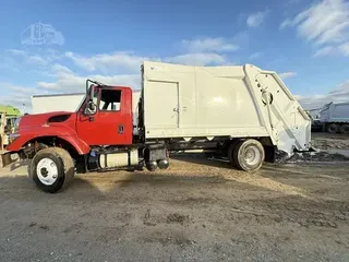 2016 INTERNATIONAL WORKSTAR 7400