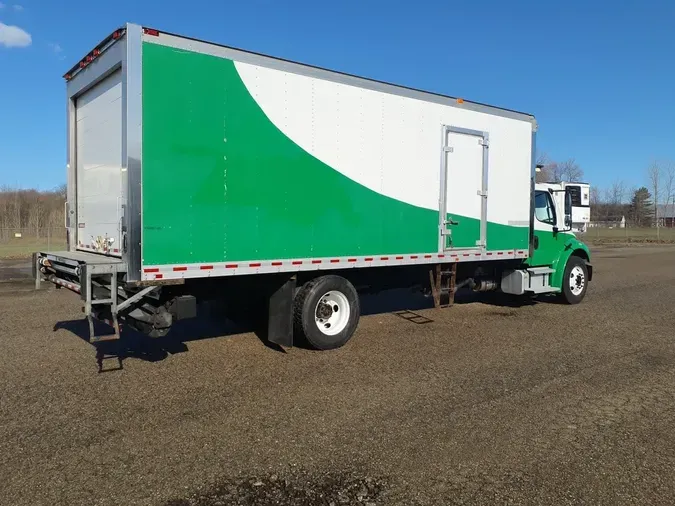 2020 FREIGHTLINER/MERCEDES M2 106