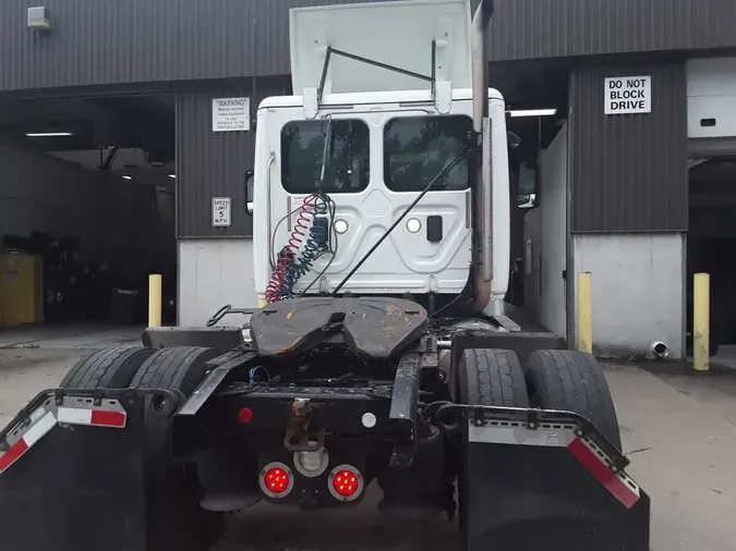 2017 FREIGHTLINER CASCADIA 125