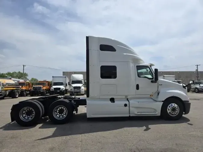 2020 International LT625