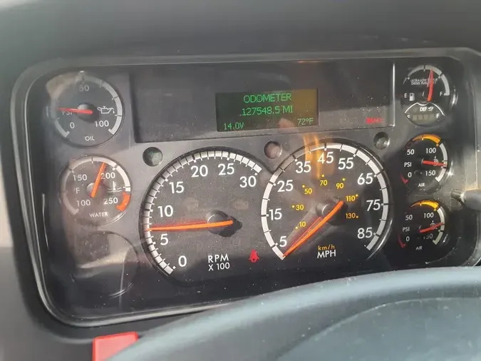 2019 FREIGHTLINER/MERCEDES M2 106