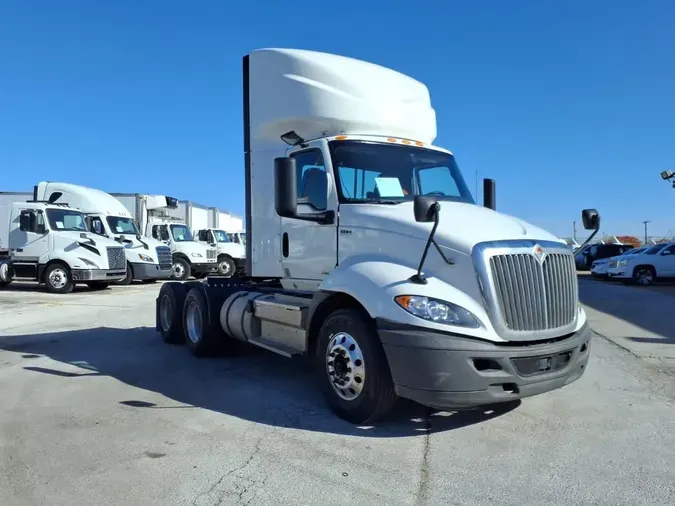 2020 NAVISTAR INTERNATIONAL RH613 DAYCAB T/A