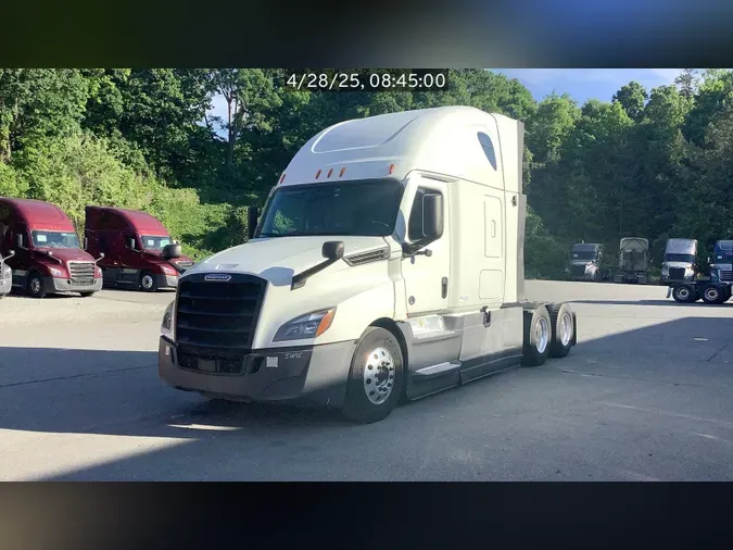 2021 Freightliner Cascadia