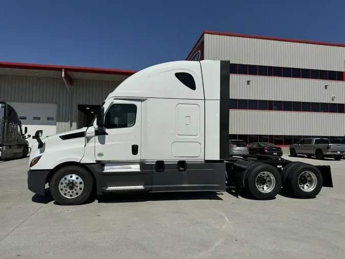 2022 Freightliner Cascadia&reg;