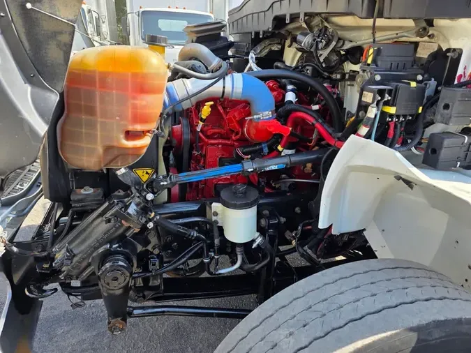 2019 NAVISTAR INTERNATIONAL 4300