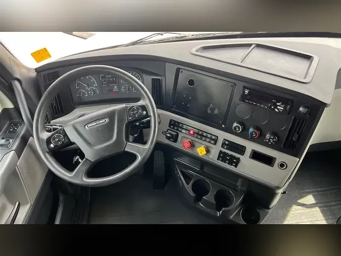 2020 FREIGHTLINER CA126