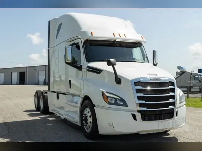 2019 FREIGHTLINER CASCADIA 126