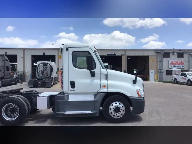 2018 Freightliner Cascadia9b955f1f50f0f5b6aea0f0c12438646c