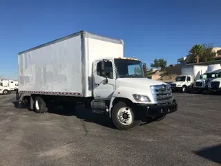 2016 HINO TRUCK 268