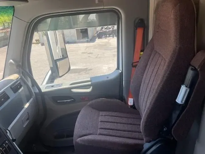 2021 Peterbilt 579