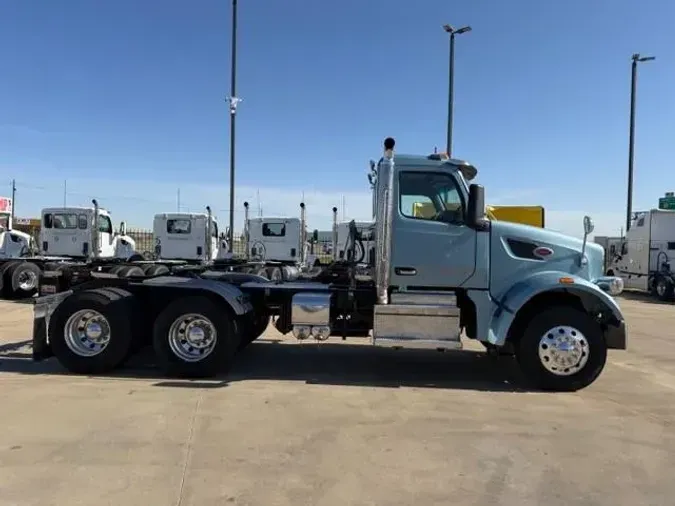 2023 Peterbilt 567