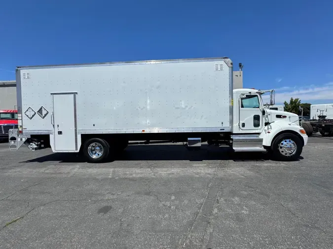 2020 Peterbilt 337