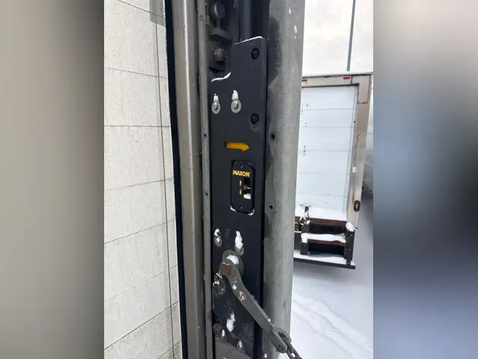 2020 FREIGHTLINER/MERCEDES M2 106