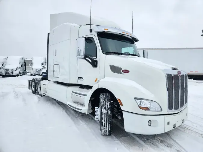 2021 PETERBILT 579