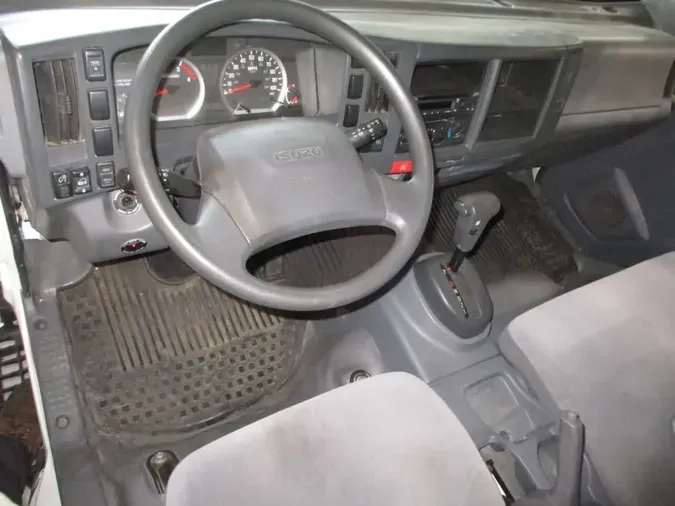 2019 ISUZU NPR HD