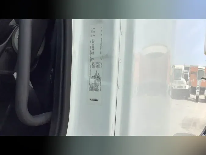 2021 Freightliner Cascadia 126