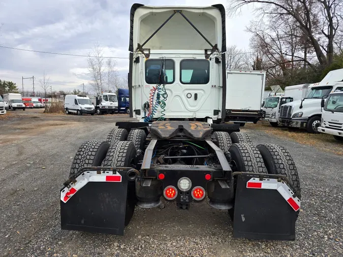 2019 FREIGHTLINER/MERCEDES NEW CASCADIA PX12664