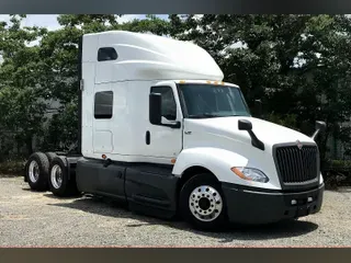 2021 INT LT625 6x4