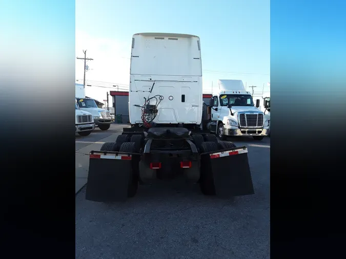 2020 NAVISTAR INTERNATIONAL LT625 SLPR CAB