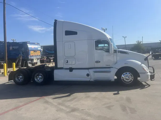 2021 Kenworth T680