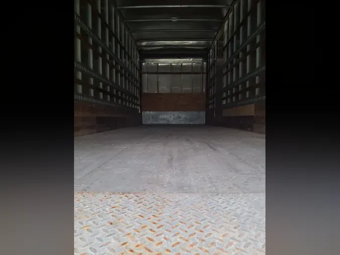 2019 FREIGHTLINER/MERCEDES M2 106