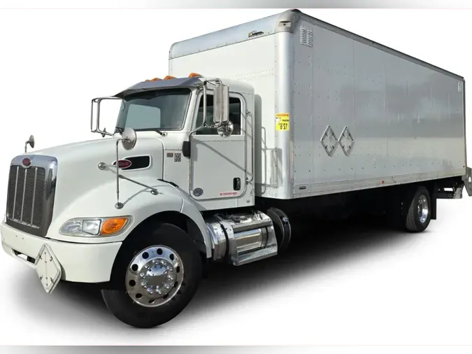 2020 Peterbilt 3379ba9613f286e5df0ad670febab244a2a