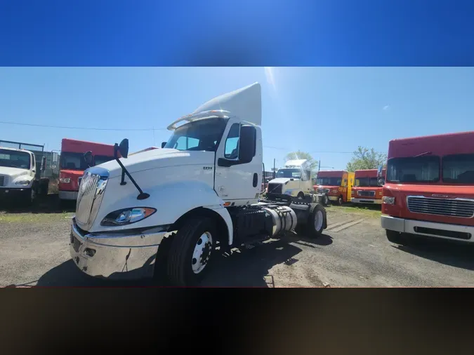 2019 NAVISTAR INTERNATIONAL RH613 DAYCAB S/A9bab8c1349604b8de832b54f1de33cd6