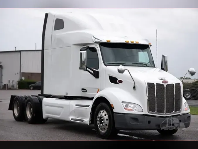 2022 PETERBILT 579