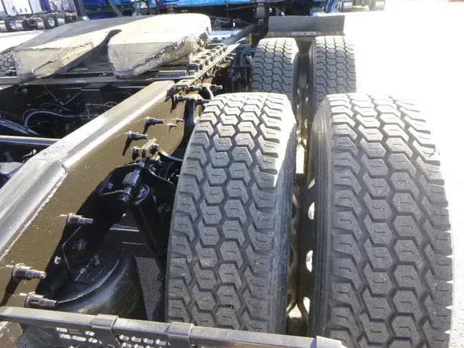 2022 International LT625