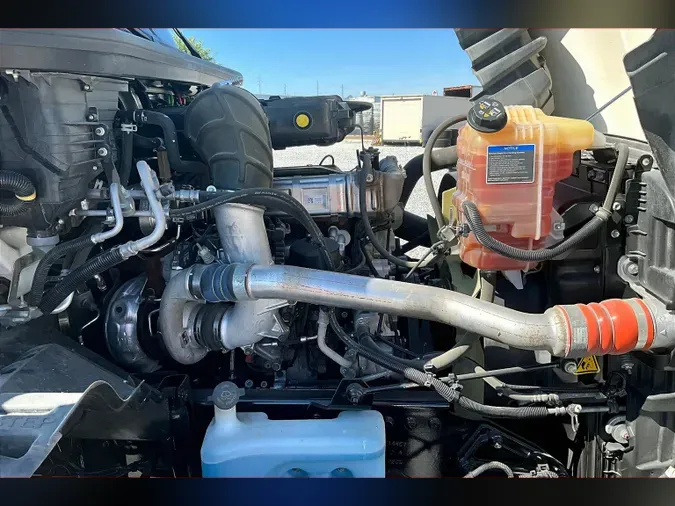 2022 INT LT625 6x4
