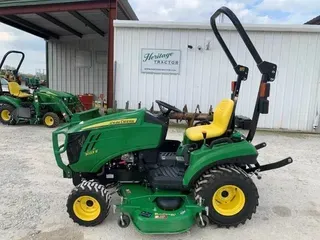 2017 John Deere 1023E