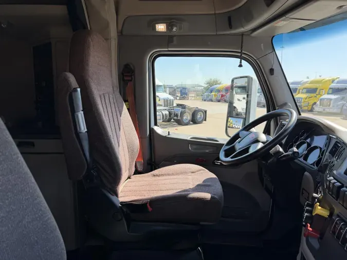 2022 Peterbilt 579