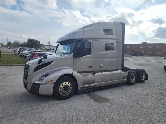 2021 VOLVO VNL7609bbb84ce11d2b92233840daf4bb33a19