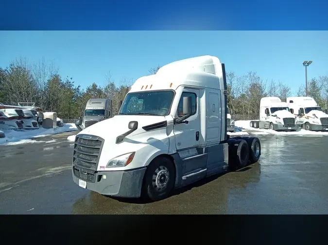 2022 Freightliner Cascadia 126