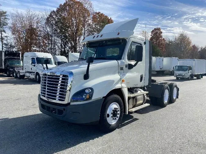 2018 Freightliner X12564ST9bc41bb001473ff330a5242598aad370