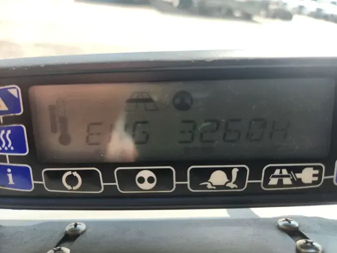 2018 ISUZU NPR