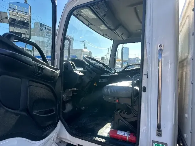 2019 Hino Truck 268