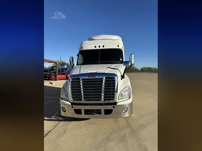 2018 FREIGHTLINER CASCADIA 125