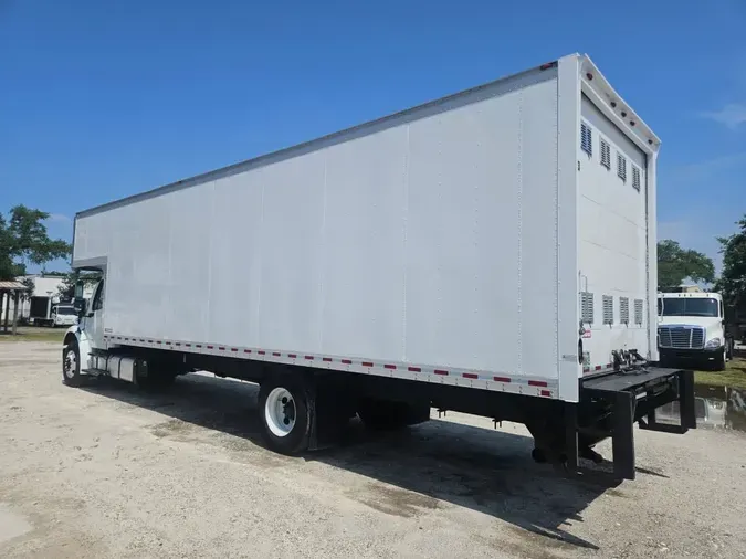 2018 FREIGHTLINER M2 106