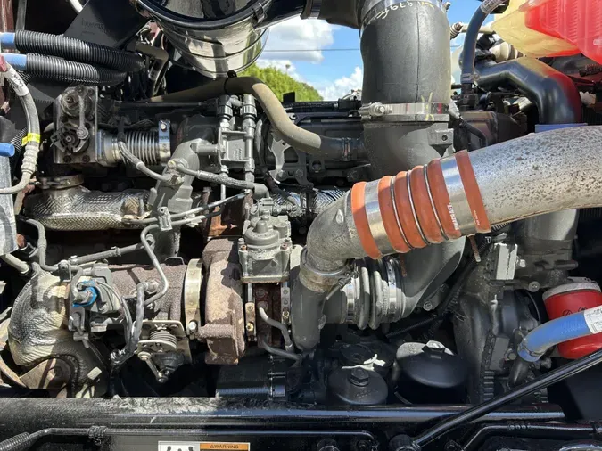 2019 Peterbilt 365