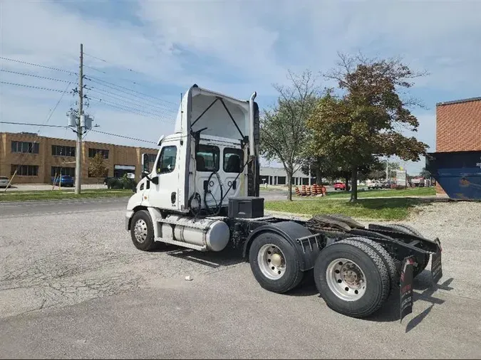 2017 FREIGHTLINER CASCADIA