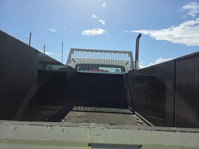 2020 FREIGHTLINER/MERCEDES M2 106