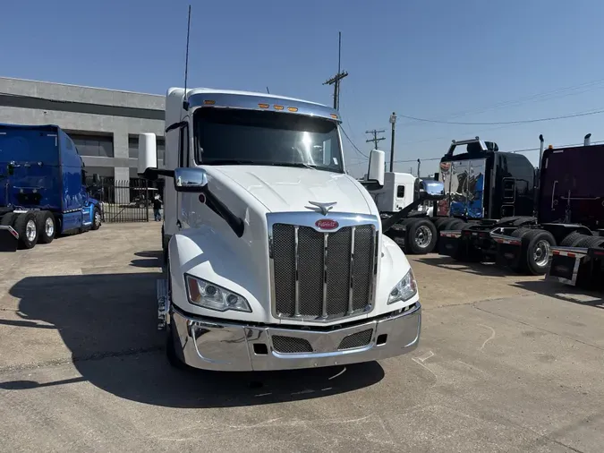 2023 Peterbilt 579
