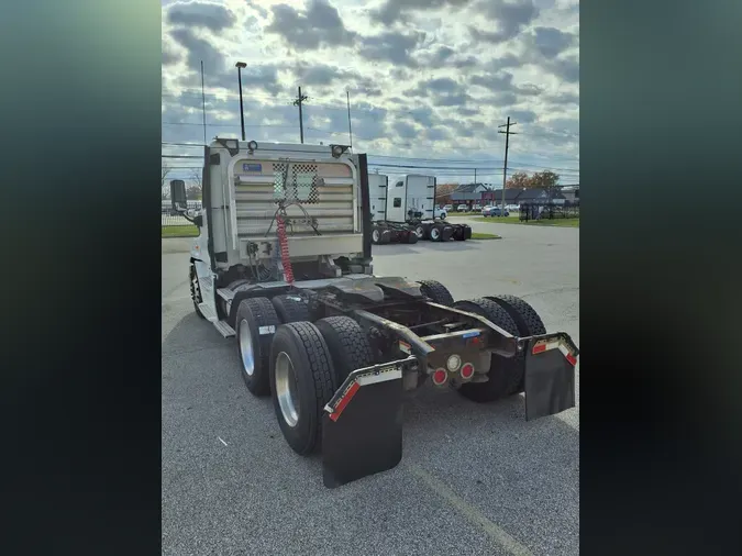 2019 FREIGHTLINER/MERCEDES CASCADIA 1259bcb640b30ff66e9949036a9264188cc