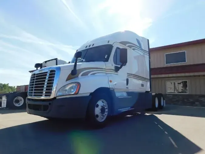 2019 Freightliner Cascadia 125