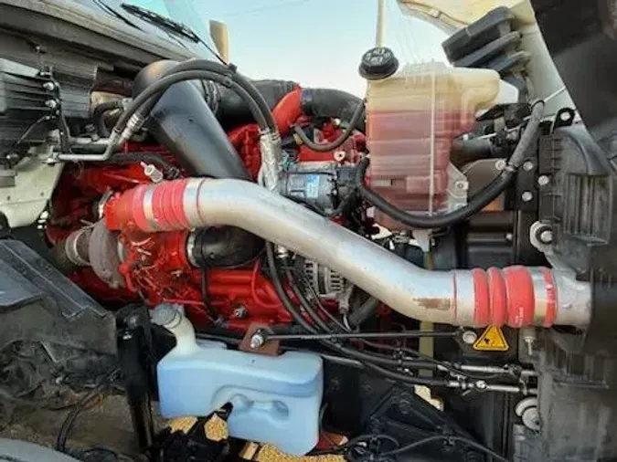 2020 International LT625