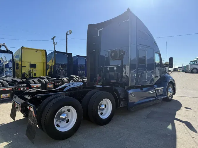 2022 Kenworth T680