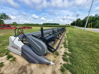 2013 Gleaner 9250-35